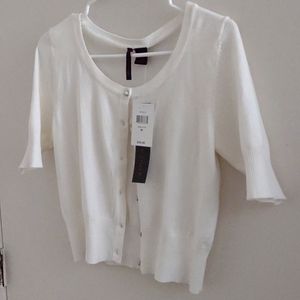 A ladies hearts n crush button down sweater white NWT sz med